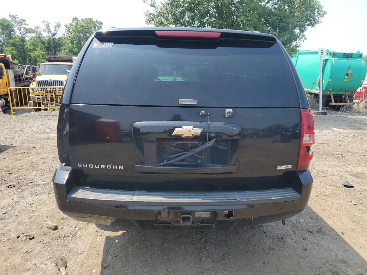 2008 Chevrolet Suburban K1500 Ls - Image 6