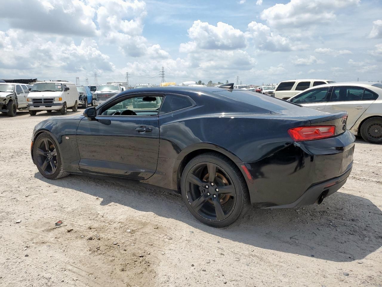 2016 Chevrolet Camaro Lt - Фото 2