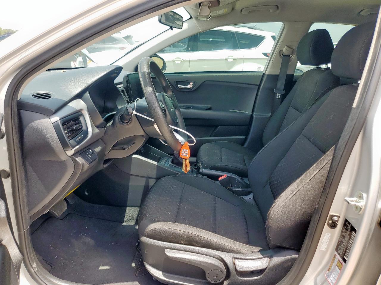 2023 Kia Rio Lx - Image 7