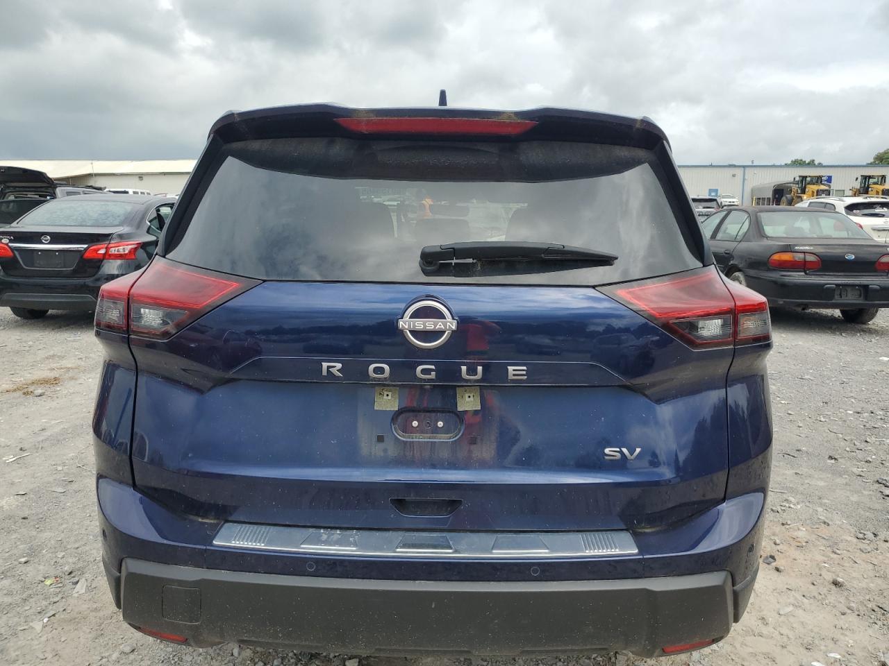 2024 Nissan Rogue Sv - Фото 6