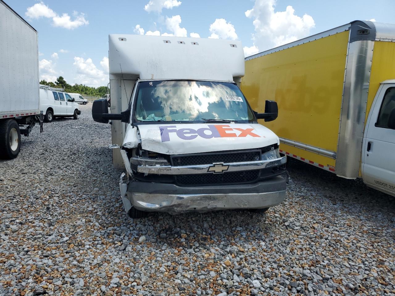 2017 Chevrolet Express G3500 - Фото 5