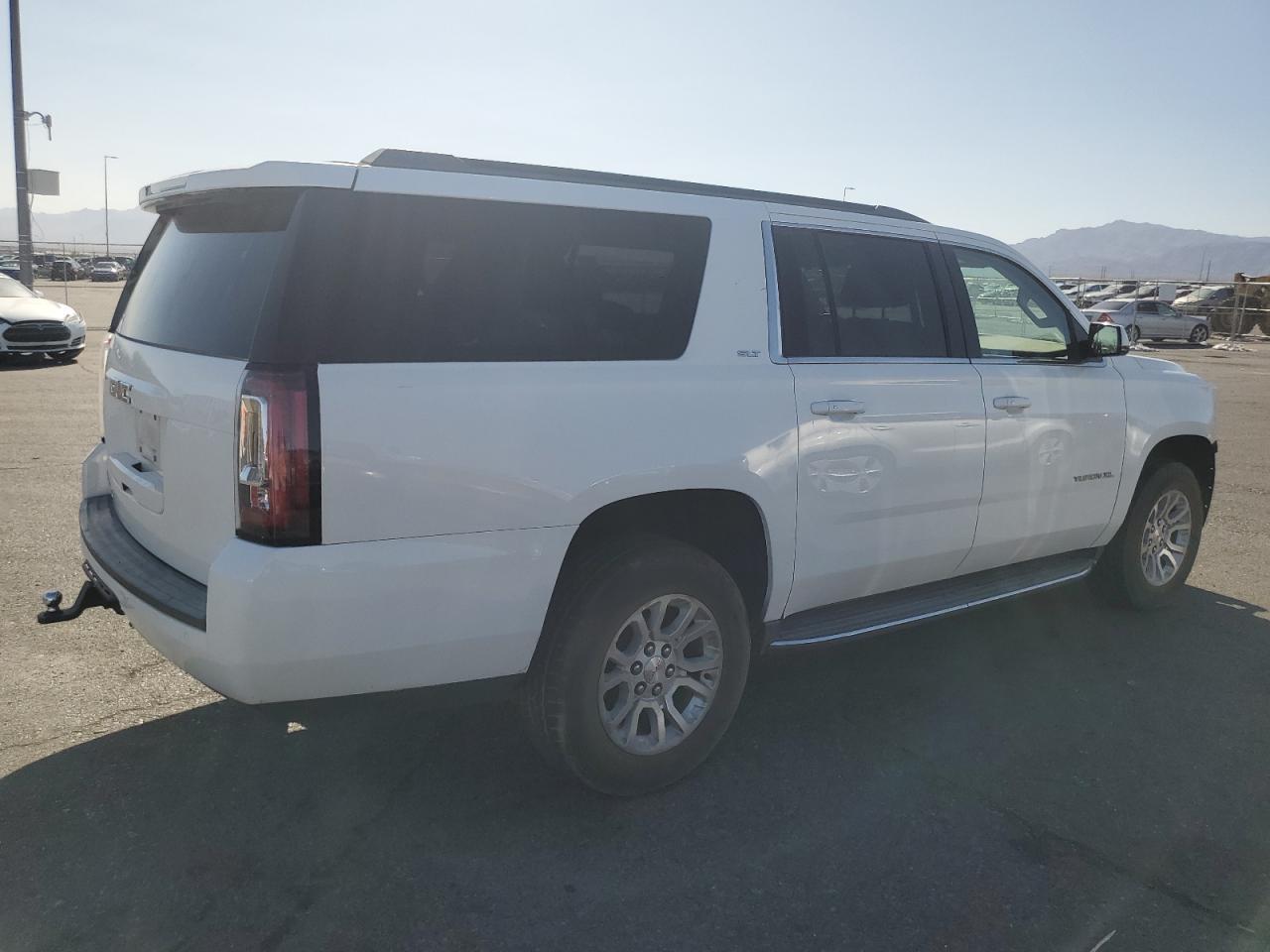 2018 GMC Yukon Xl C1500 Slt - Фото 3