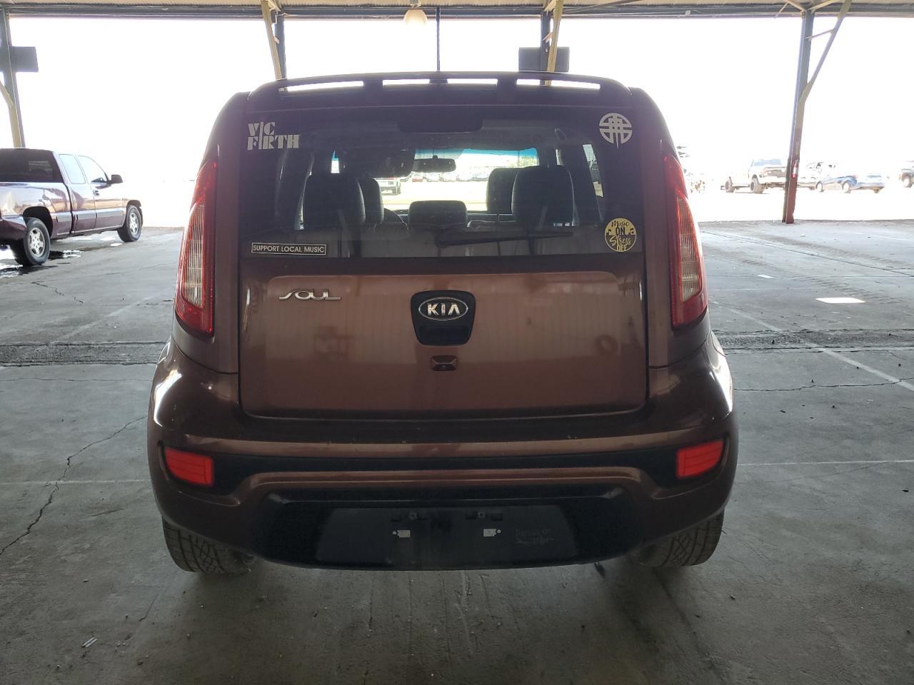 2012 Kia Soul + - Image 6