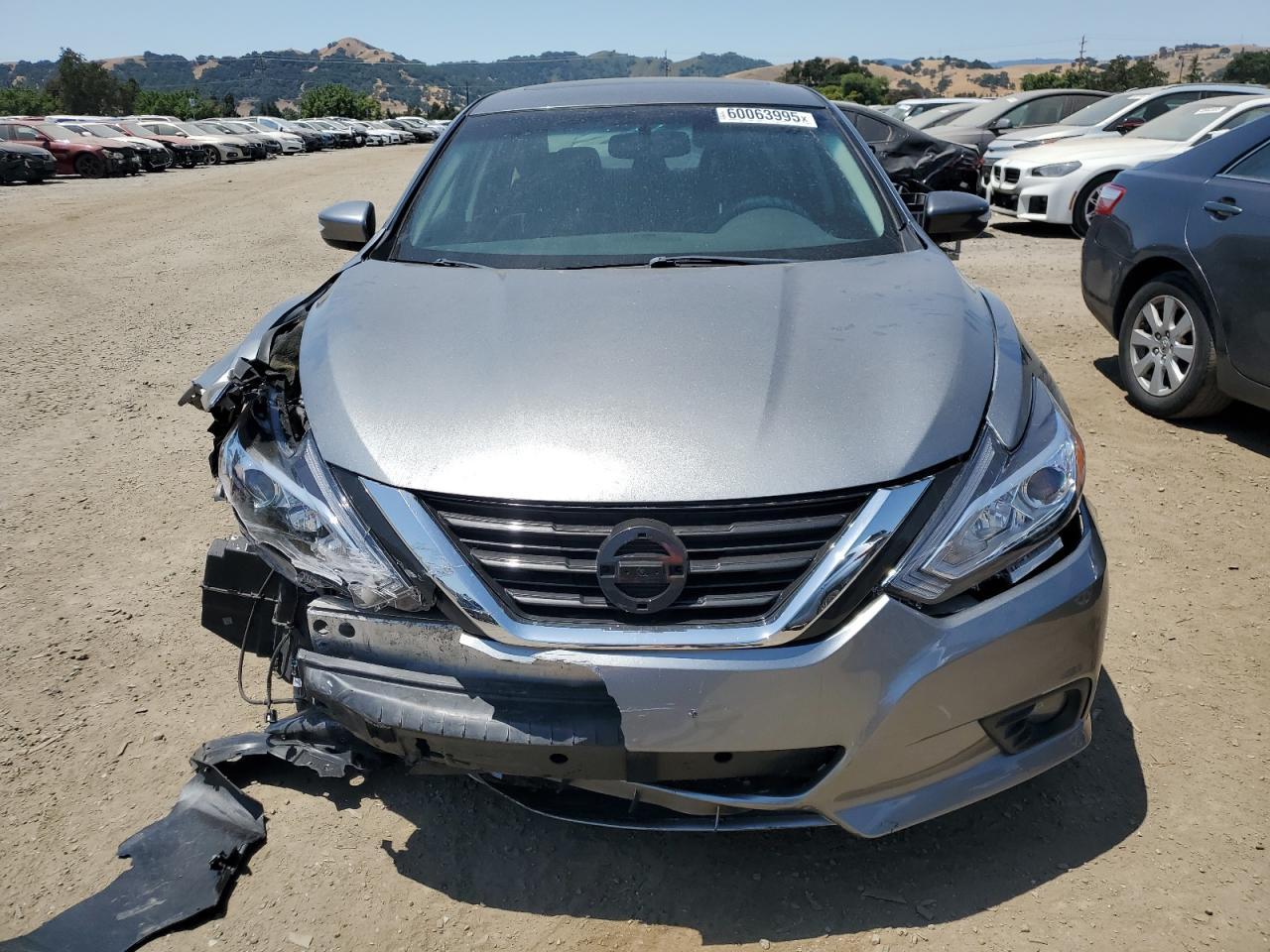 2017 Nissan Altima 2.5 - Image 5