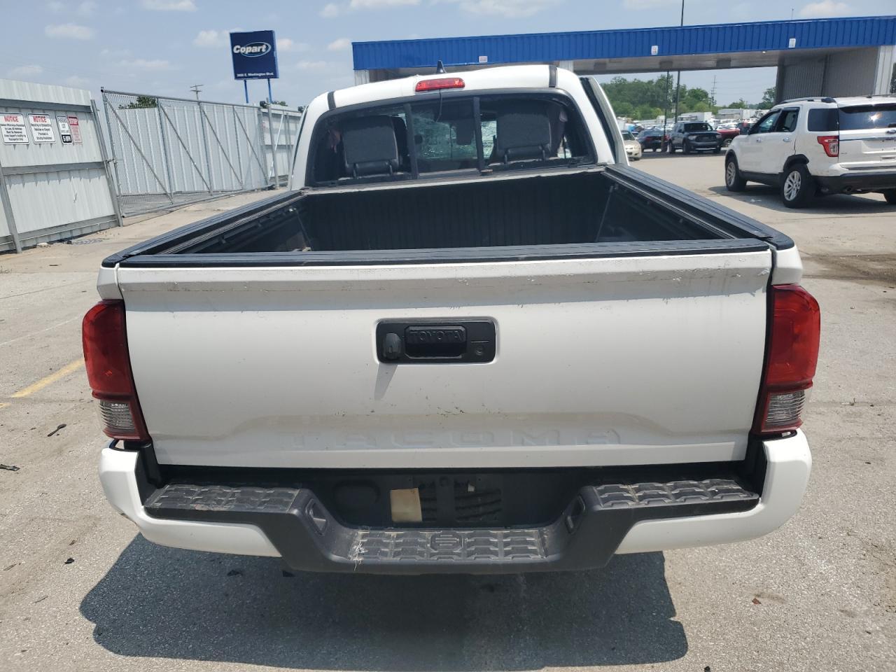 2022 Toyota Tacoma Access Cab - Image 6