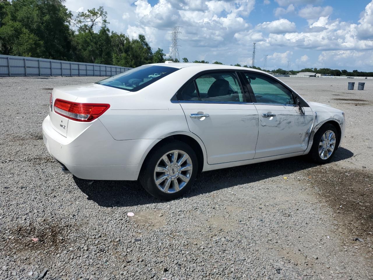 2010 Lincoln Mkz - Image 3
