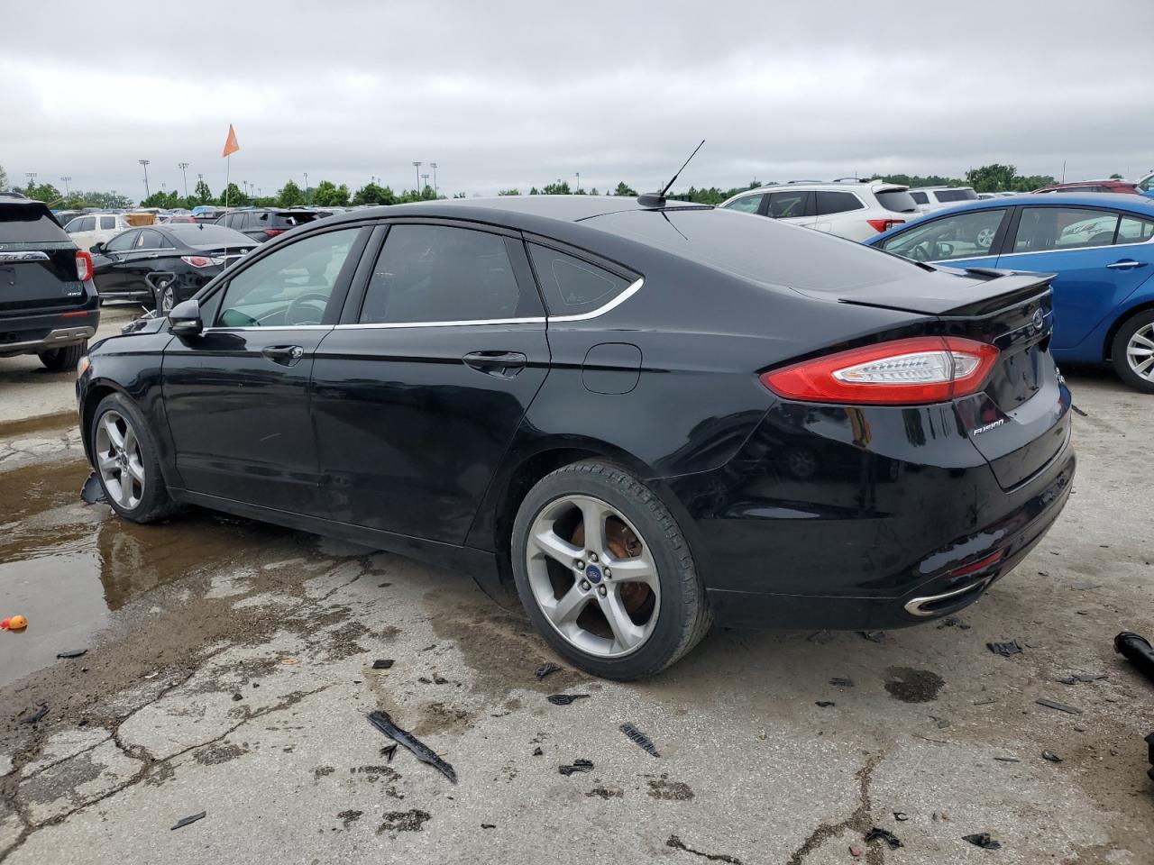 2016 Ford Fusion Se - Image 2