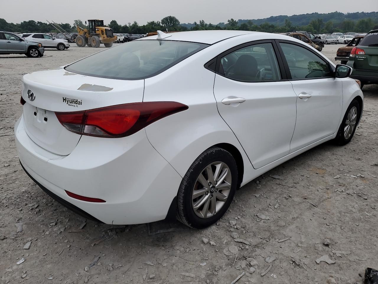 2015 Hyundai Elantra Se - Фото 3