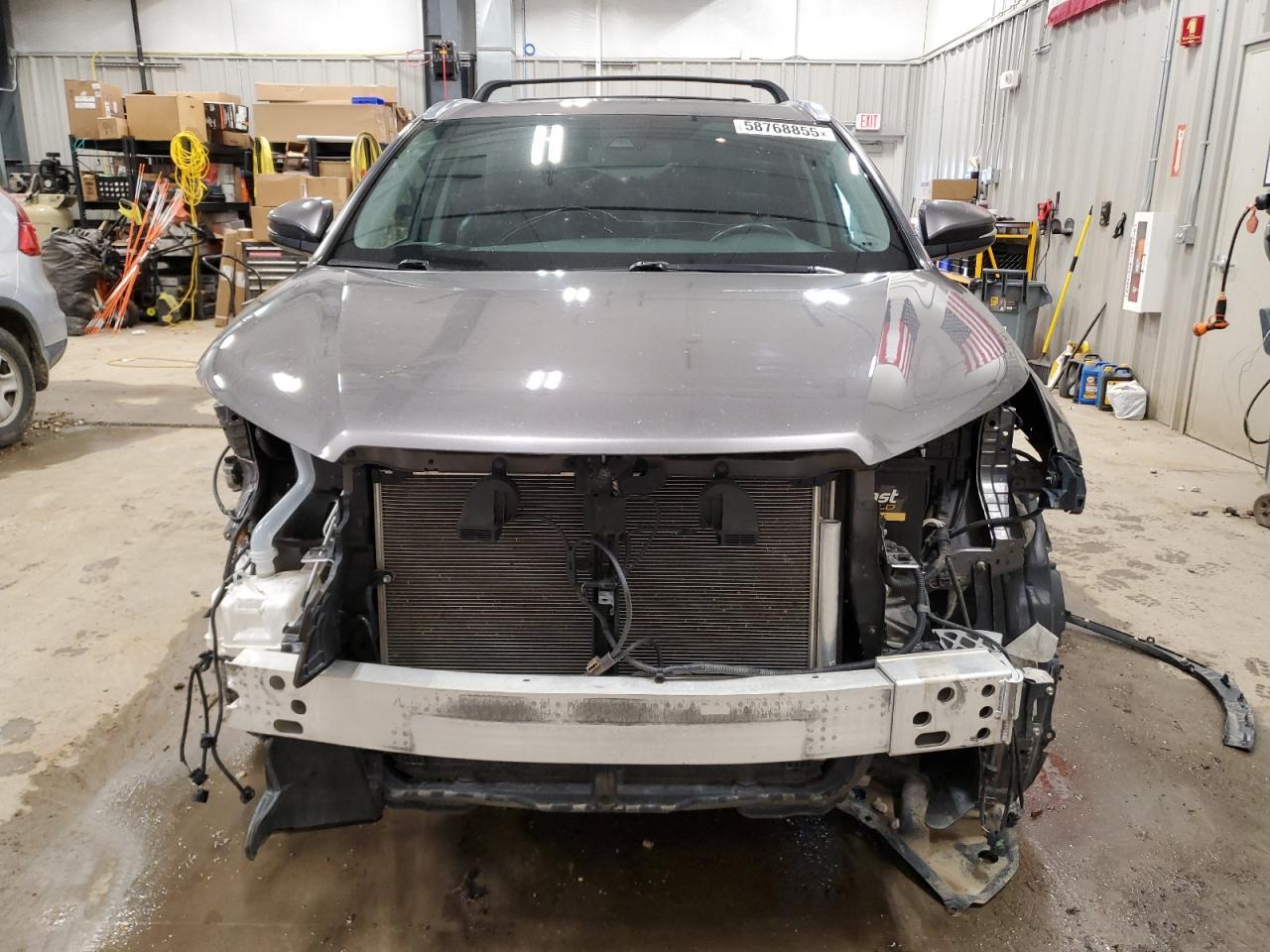 2018 Toyota Highlander Se - Image 5