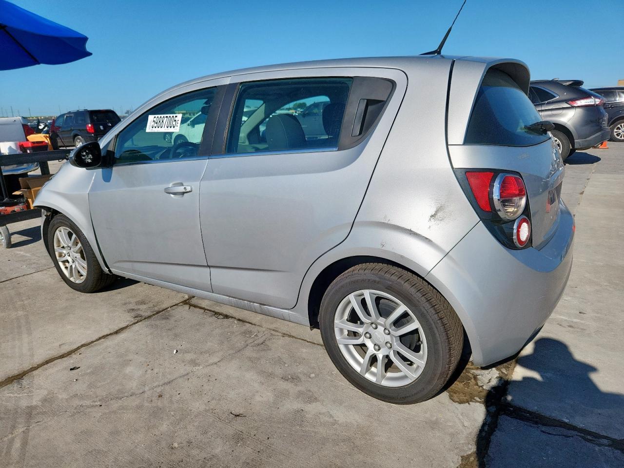 2014 Chevrolet Sonic Lt - Фото 2