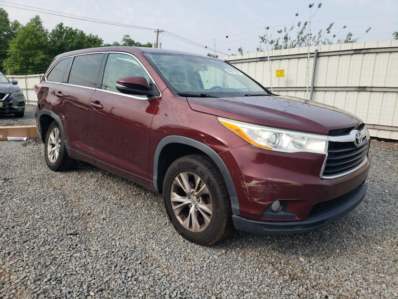 2014 Toyota Highlander Le - Image 4