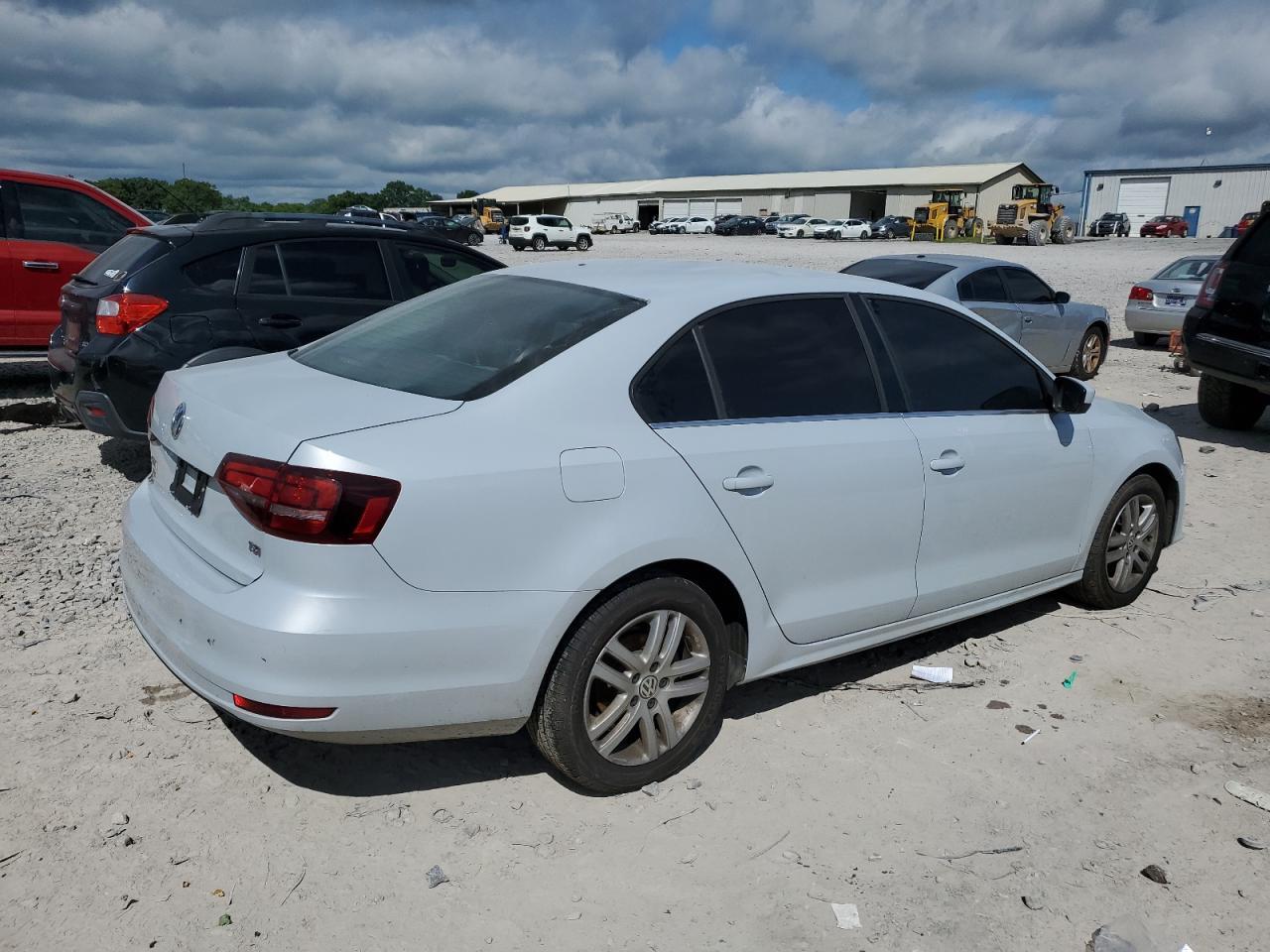 2017 Volkswagen Jetta S - Фото 3