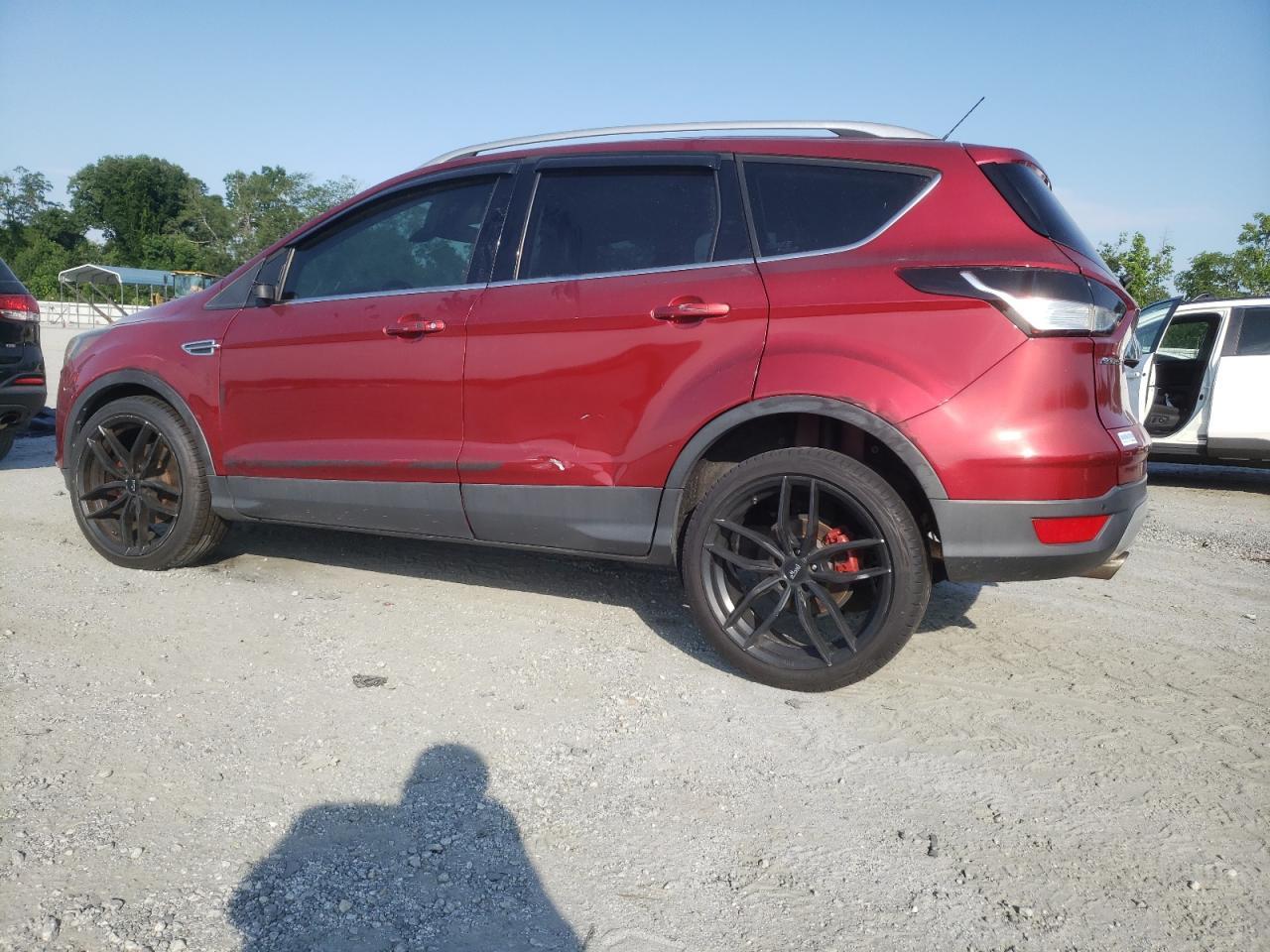 2015 Ford Escape Titanium - Image 2