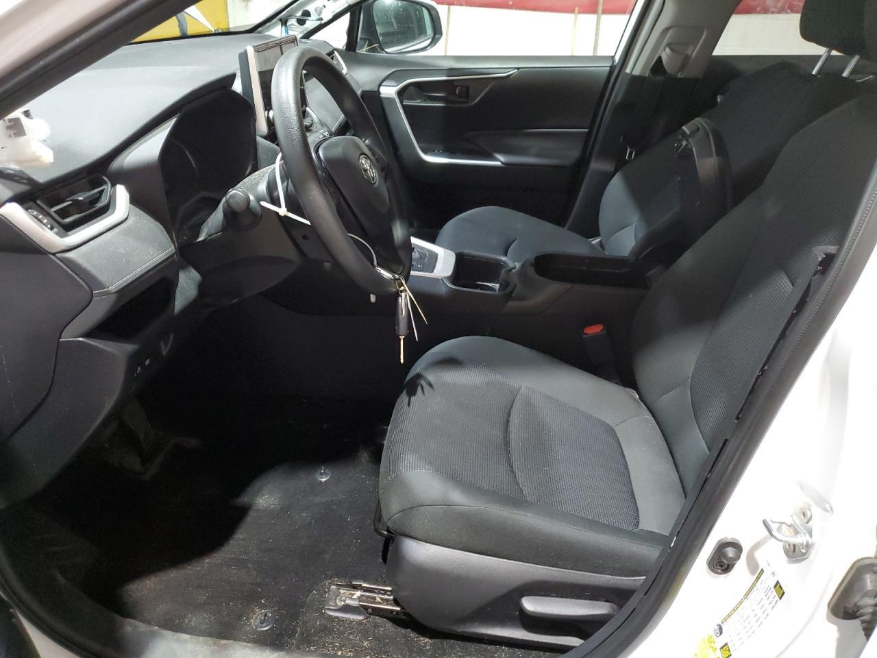 2024 Toyota Rav4 Le - Image 7