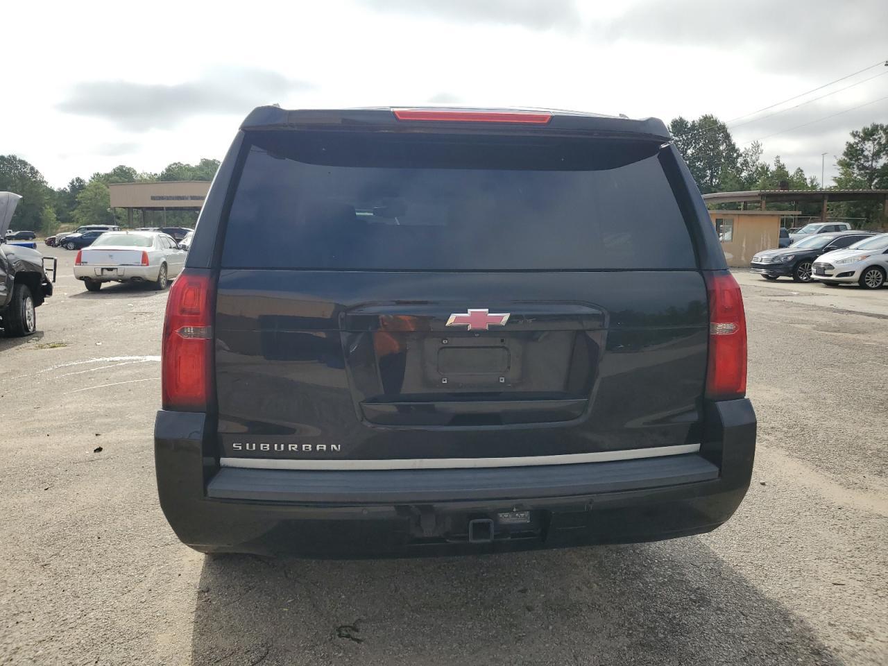2015 Chevrolet Suburban K1500 Lt - Image 6