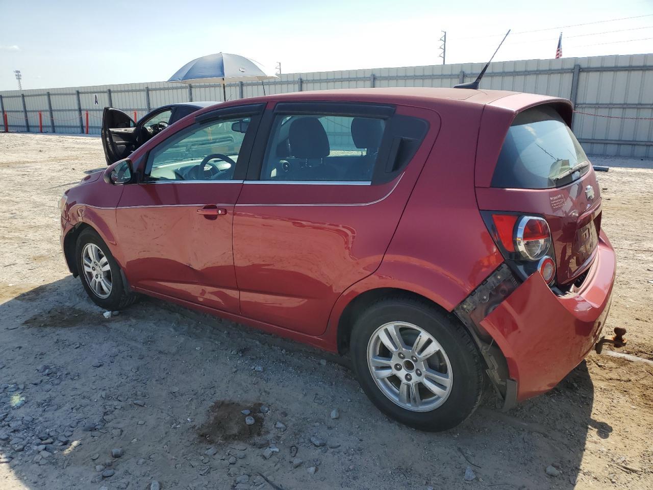 2012 Chevrolet Sonic Lt - Image 2