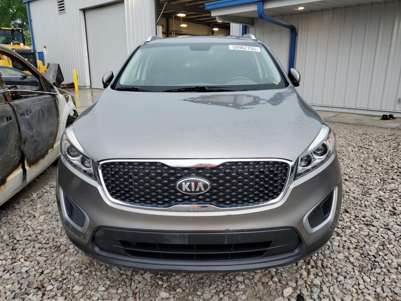 2018 Kia Sorento Lx - Image 5