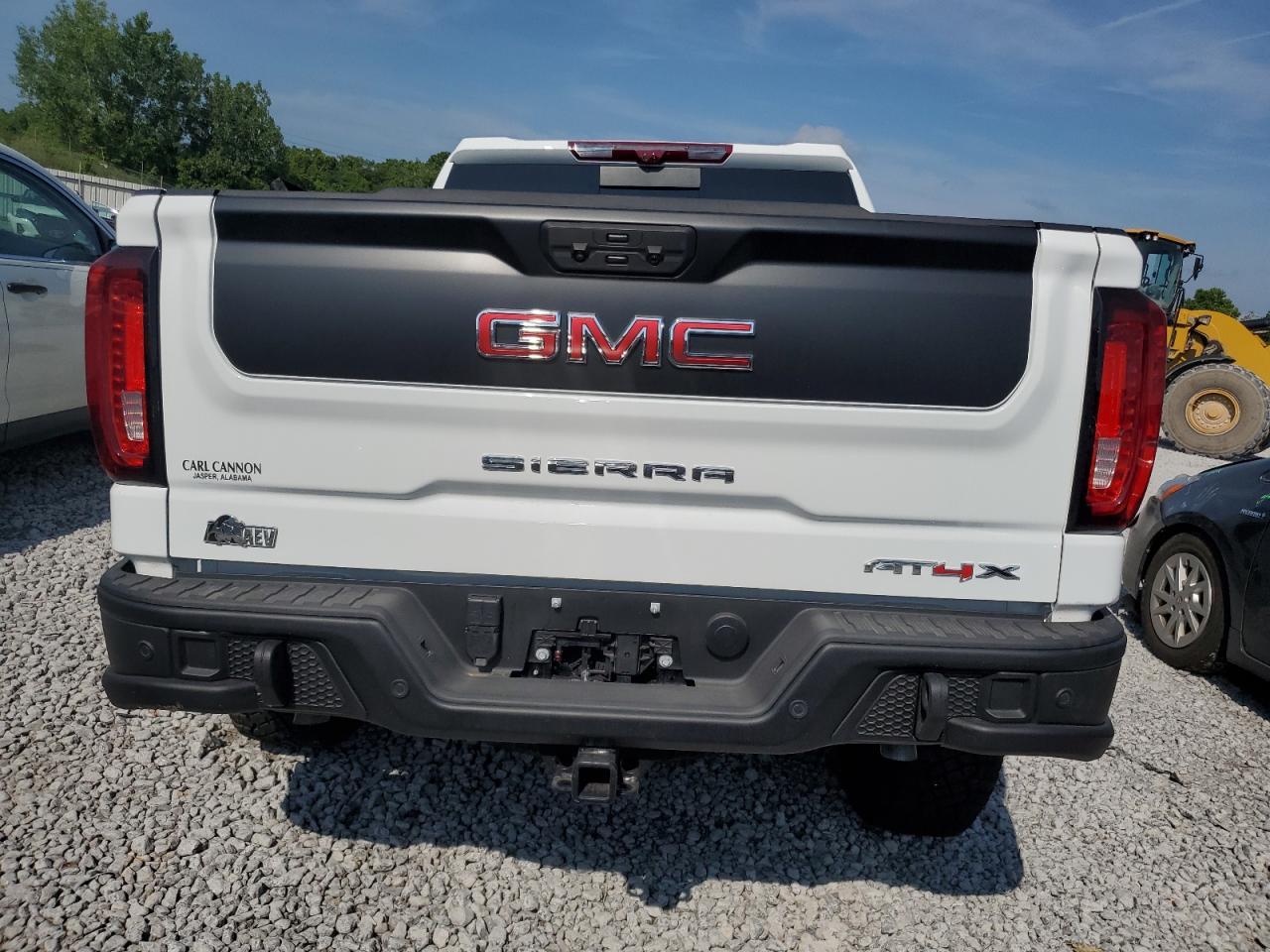 2025 GMC Sierra K1500 At4X - Image 6
