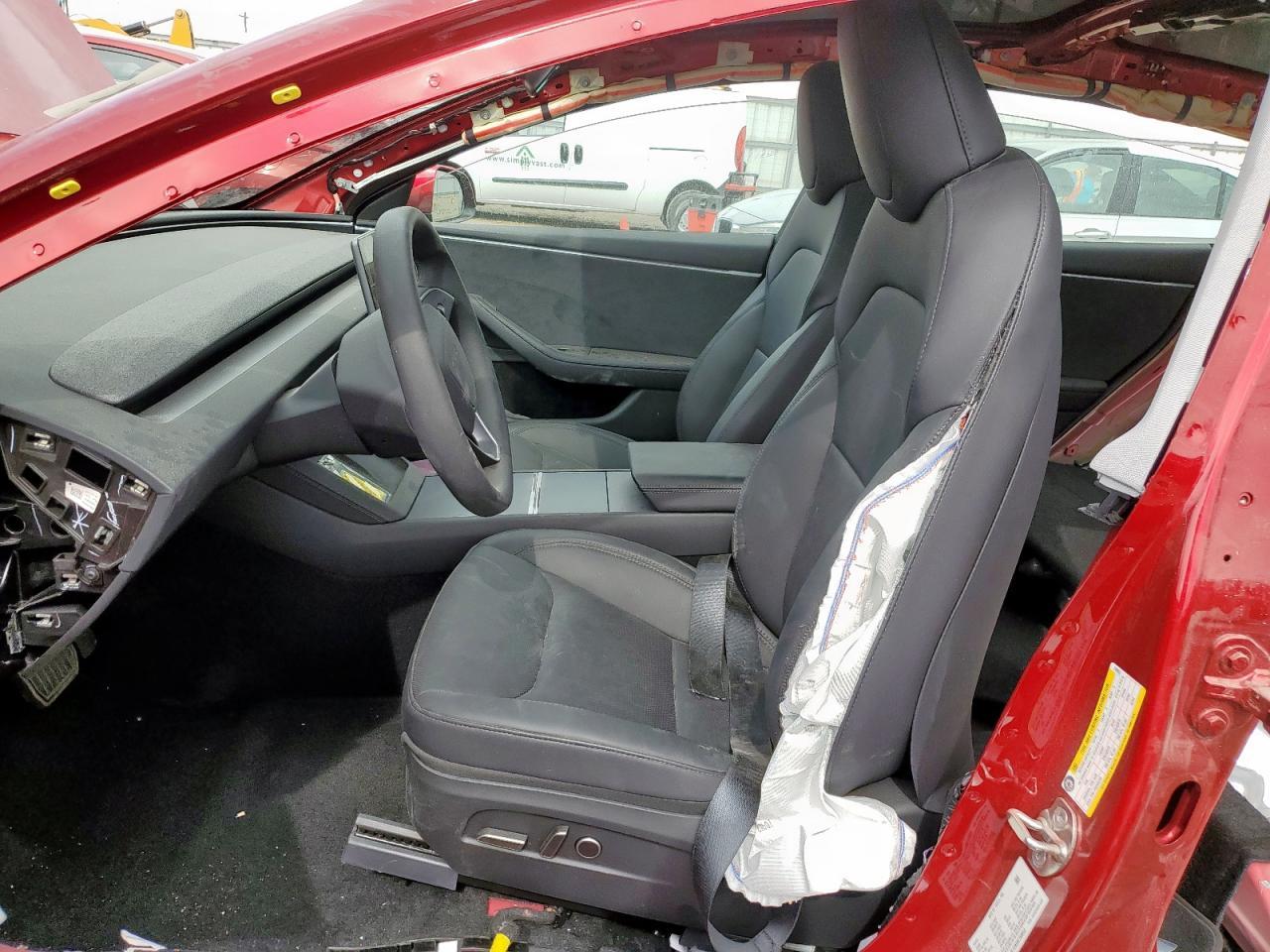2024 Tesla Model 3 - Фото 7