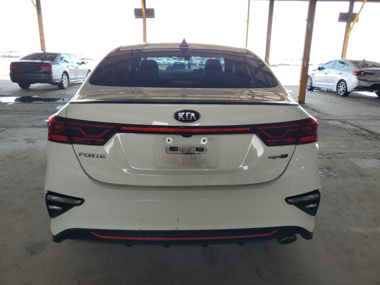 2020 Kia Forte Gt Line - Фото 6