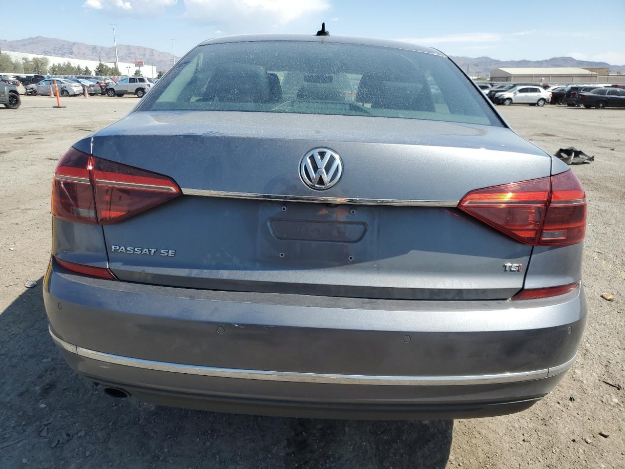 2018 Volkswagen Passat Se - Фото 6