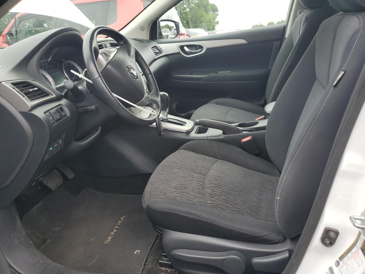 2015 Nissan Sentra S - Image 7