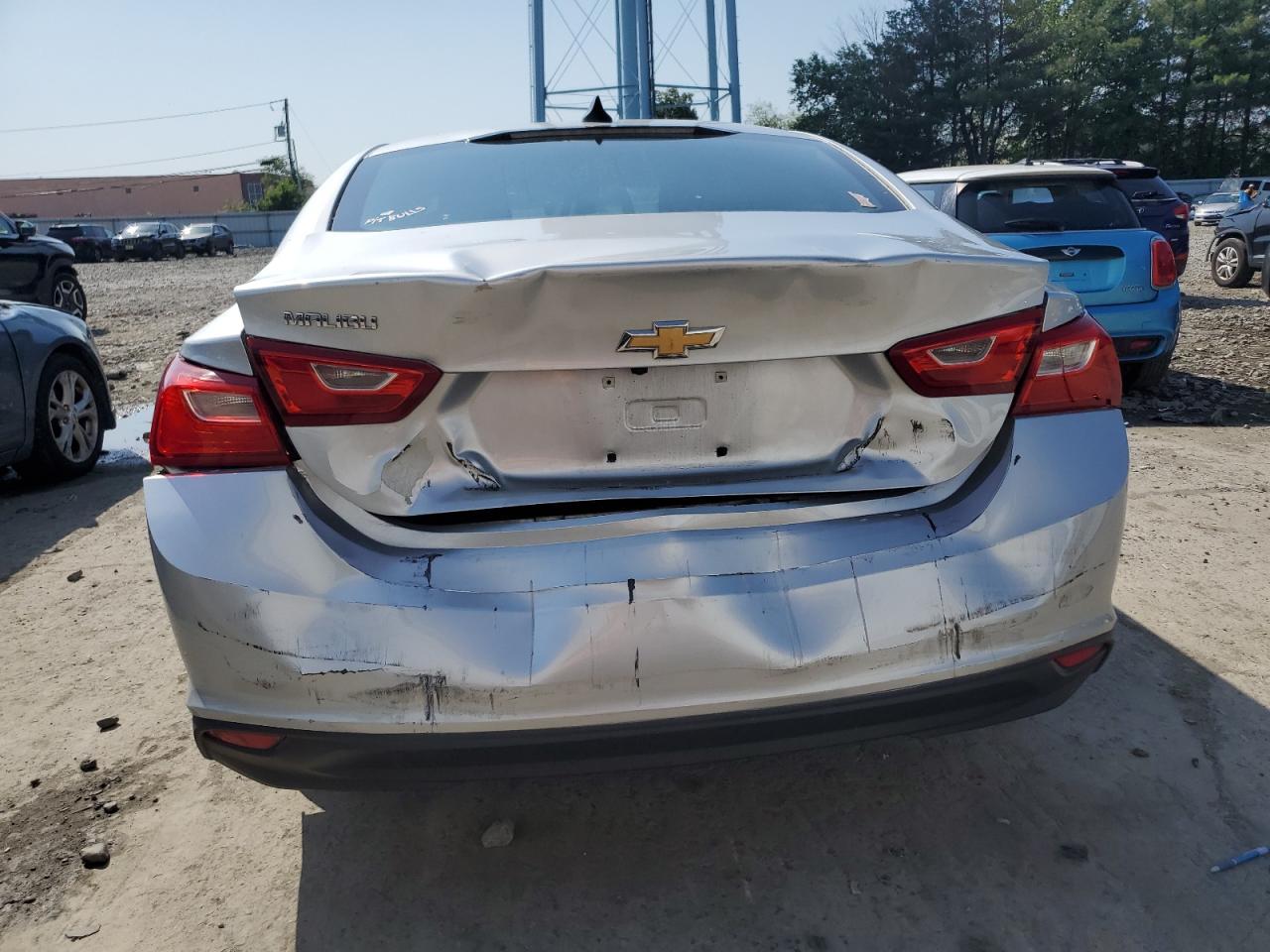 2017 Chevrolet Malibu Ls - Image 6