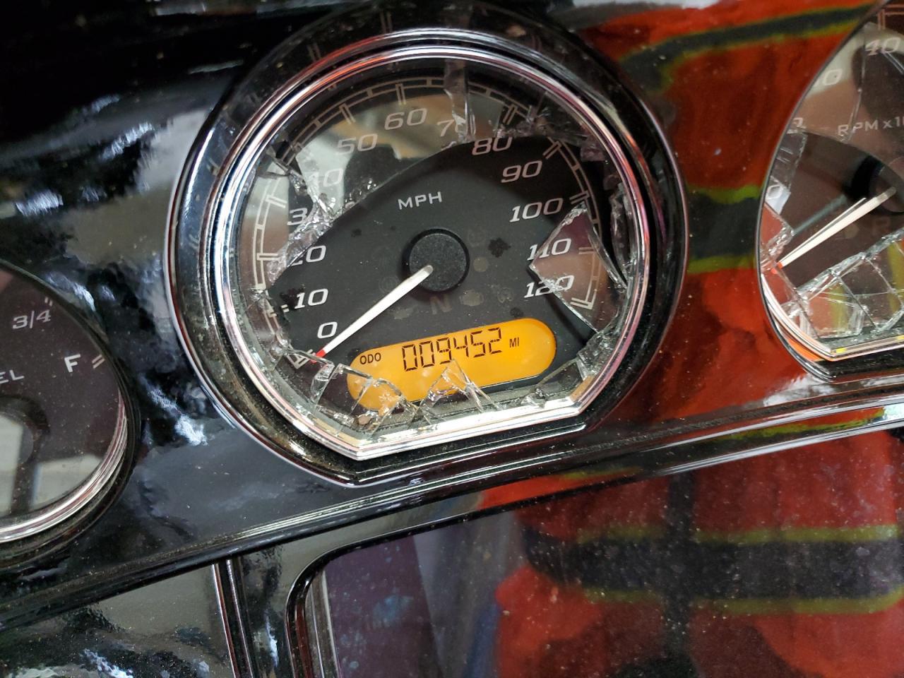2022 Harley-Davidson Flhxst - Фото 7