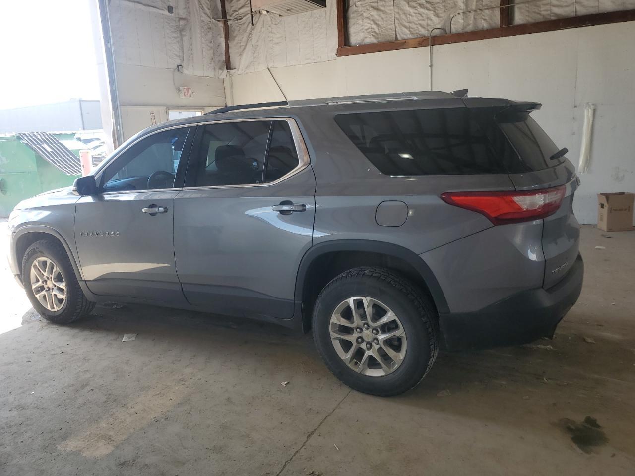 2018 Chevrolet Traverse Lt - Image 2