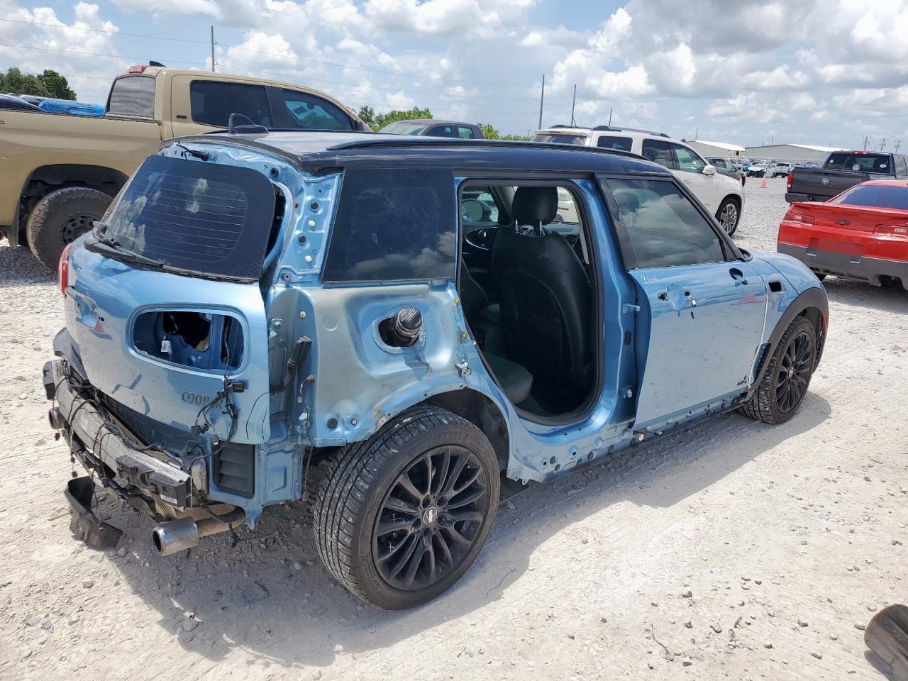 2017 Mini Cooper S Clubman All4 - Image 3