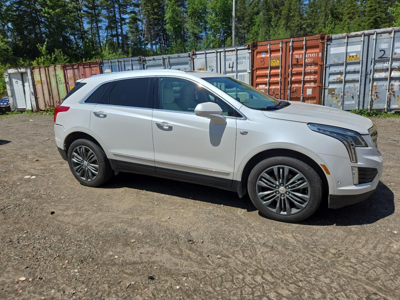 2017 Cadillac Xt5 Premium Luxury - Image 4