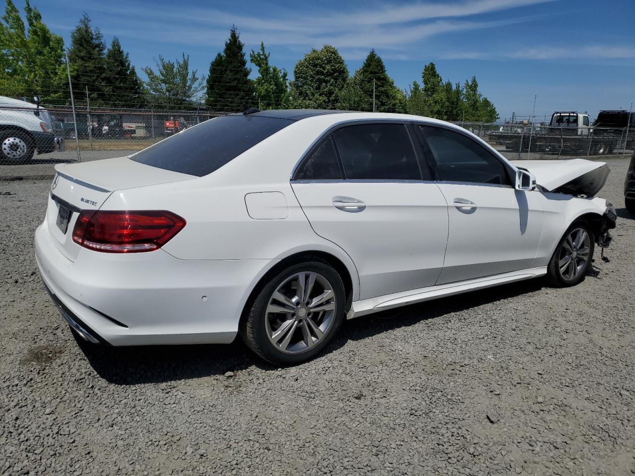 2014 Mercedes-Benz E 250 Bluetec - Фото 3