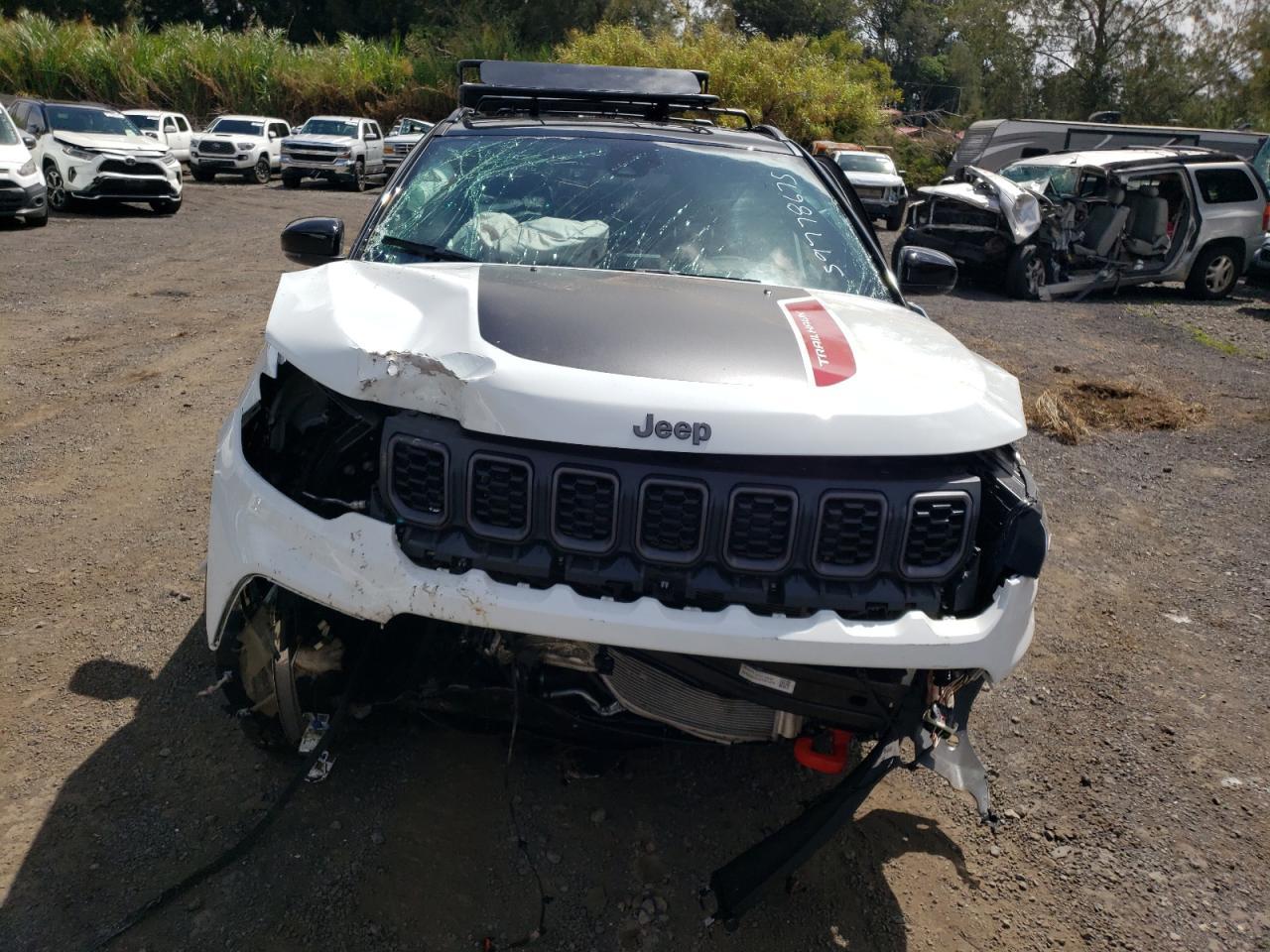 2025 Jeep Compass Trailhawk - Фото 5