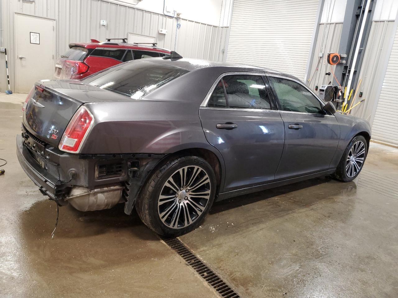 2014 Chrysler 300 S - Фото 3