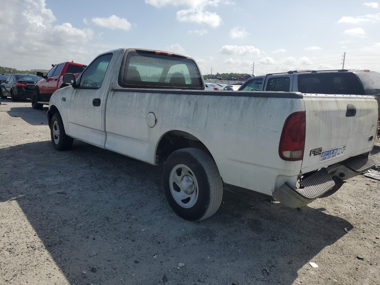 2001 Ford F150 - Image 2