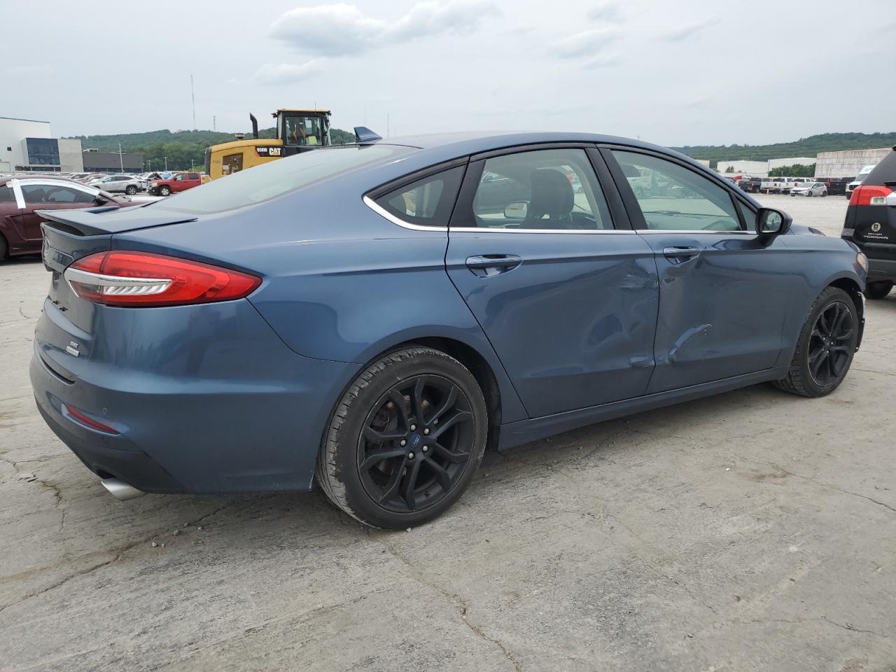 2019 Ford Fusion Se - Image 3