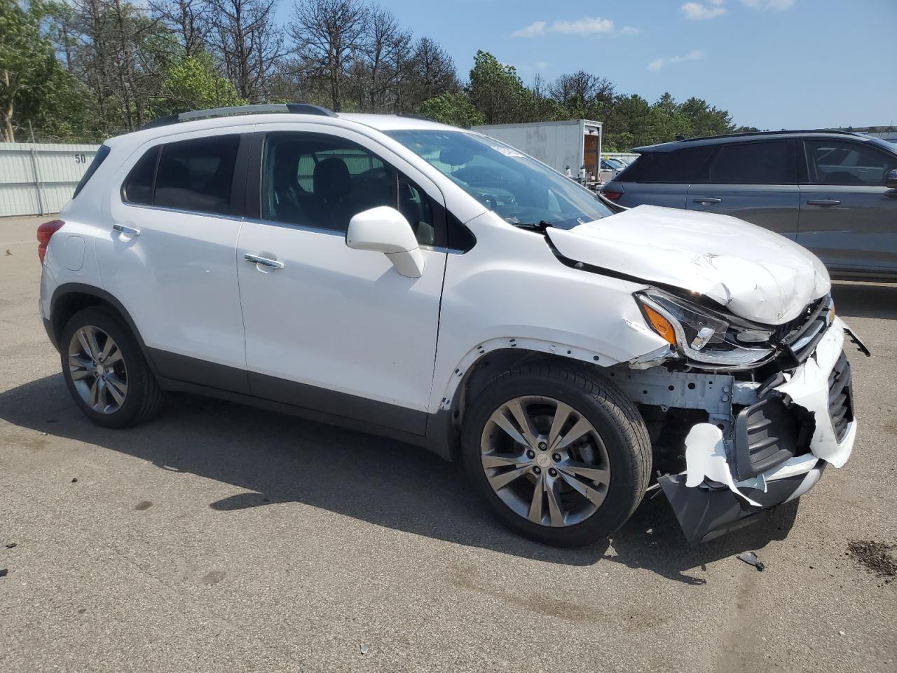 2020 Chevrolet Trax 1Lt - Image 4
