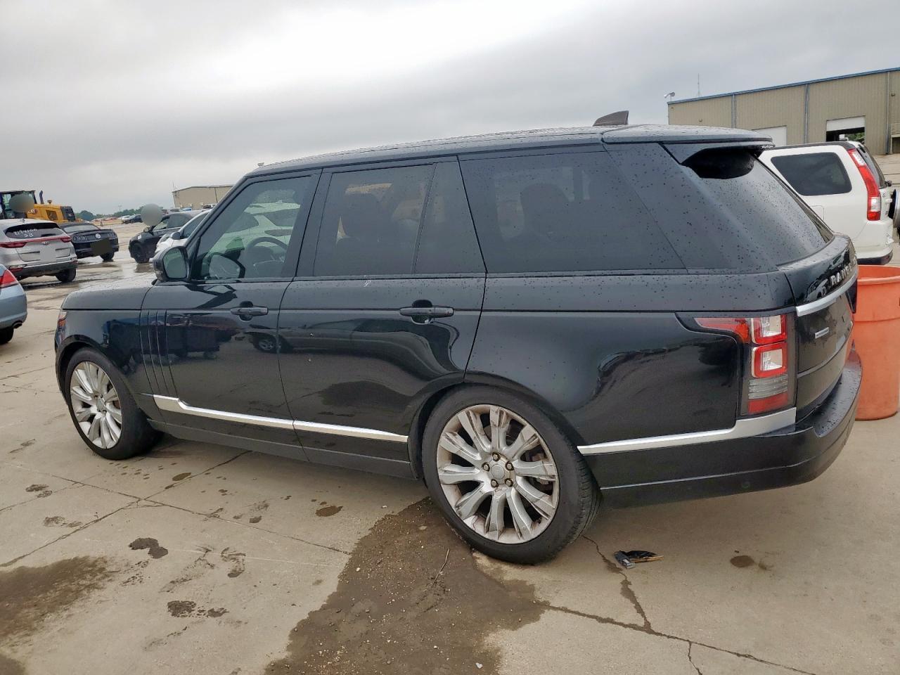 2017 Land Rover Range Rover Supercharged - Image 2