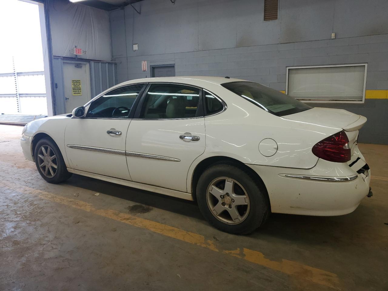 2005 Buick Lacrosse Cxs - Image 2
