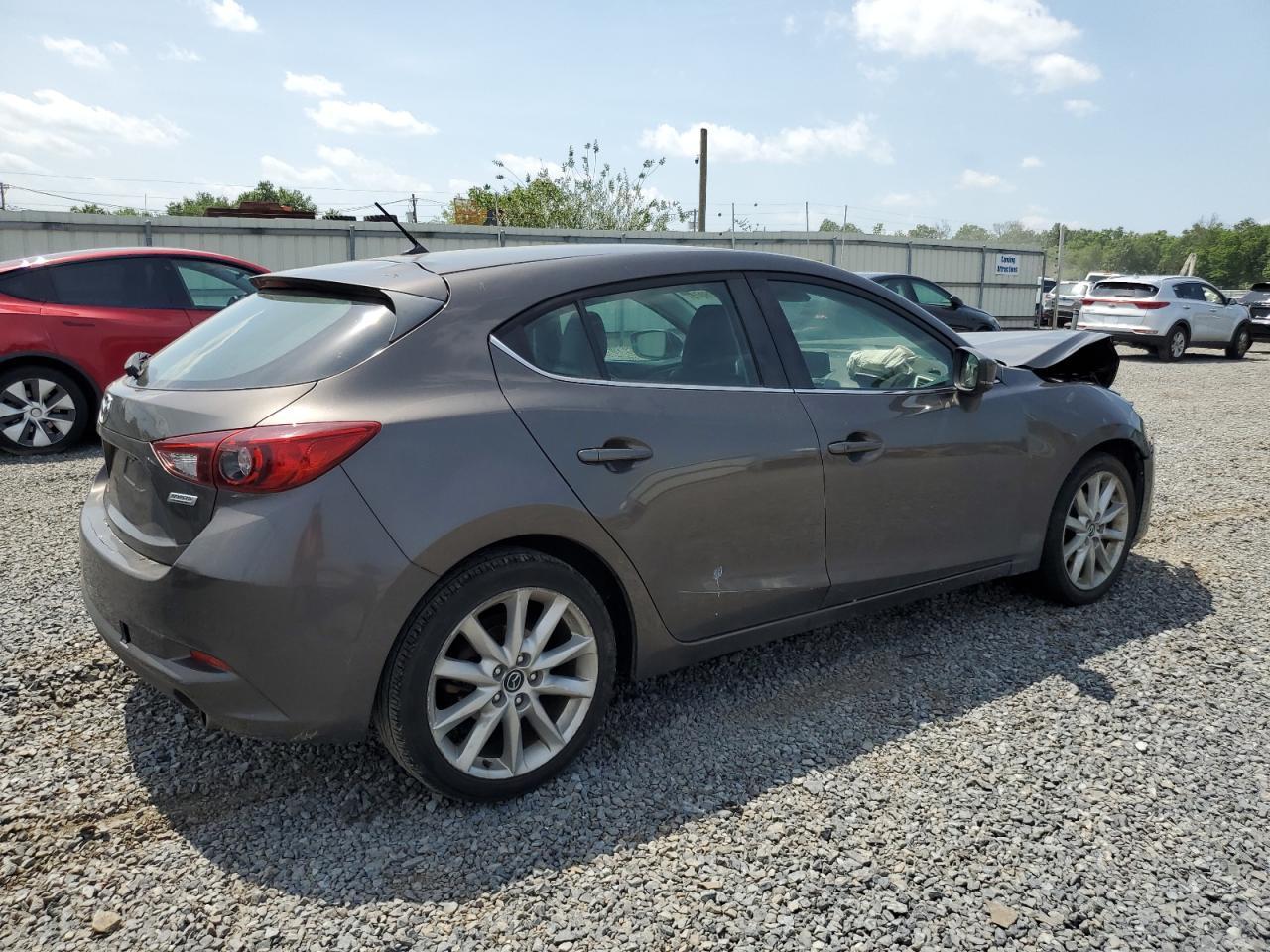 2017 Mazda 3 Touring - Фото 3