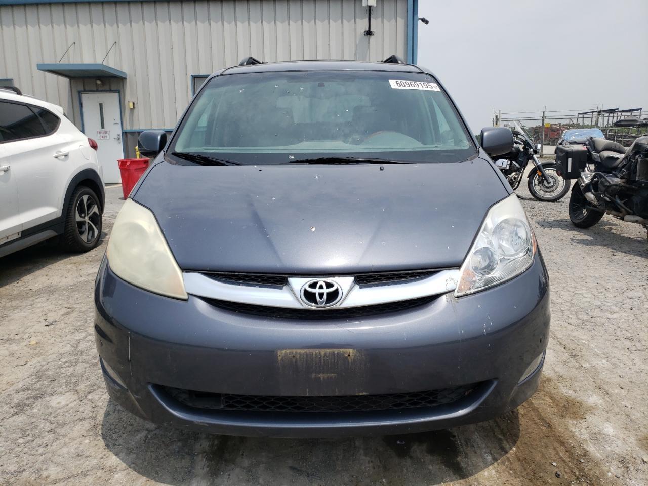 2006 Toyota Sienna Xle - Фото 5