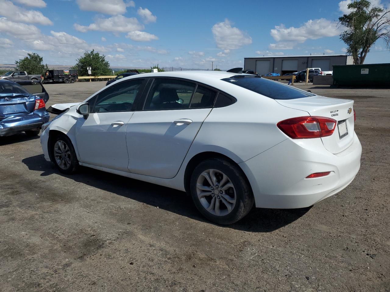 2019 Chevrolet Cruze Ls - Фото 2