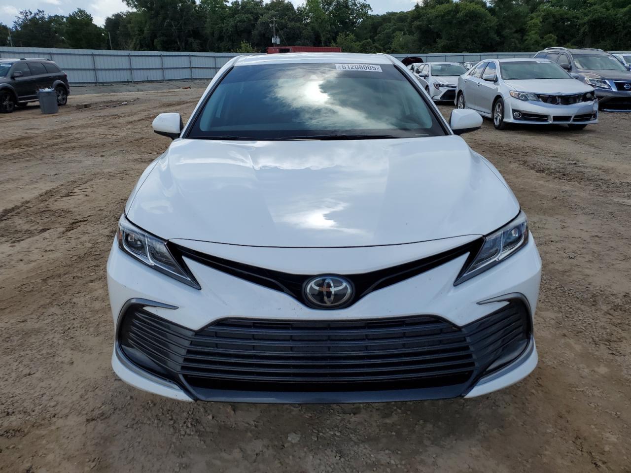 2023 Toyota Camry Le - Фото 5