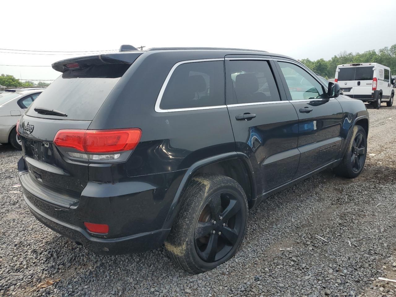 2014 Jeep Grand Cherokee Laredo - Image 3
