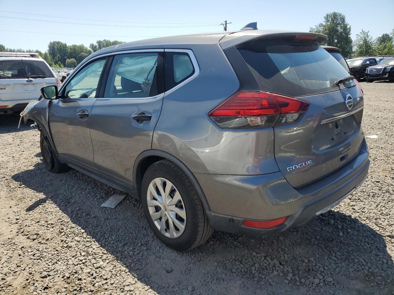 2017 Nissan Rogue S - Фото 2