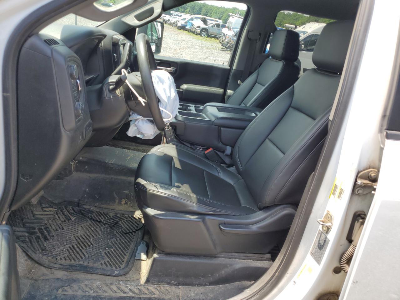 2020 Chevrolet Silverado K3500 - Фото 7