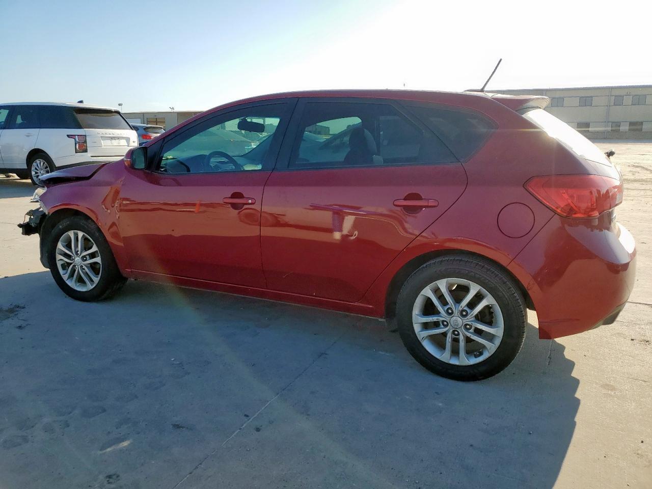 2011 Kia Forte Ex - Image 2