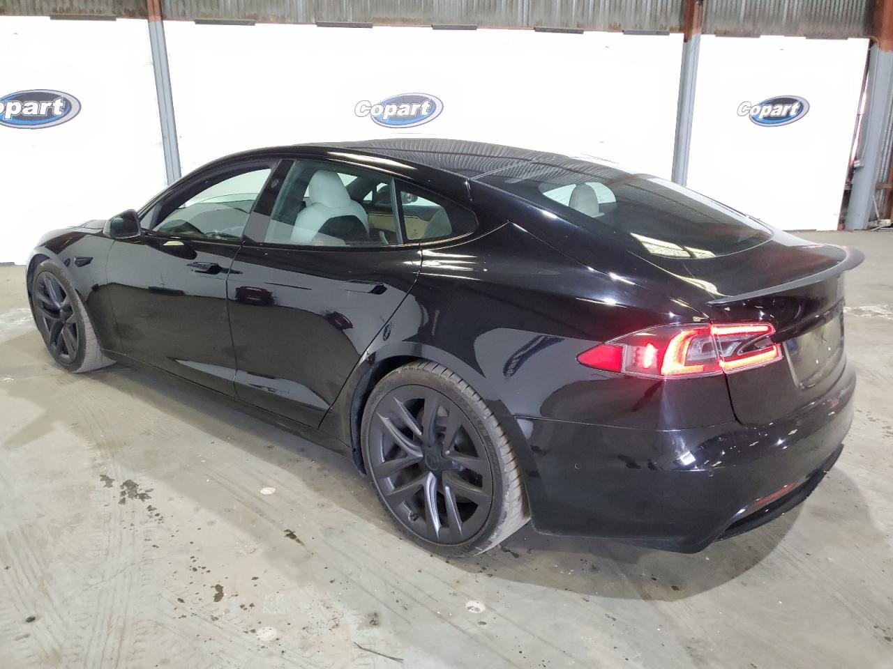 2021 Tesla Model S - Image 2