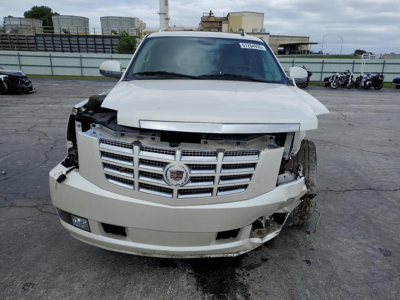 2010 Cadillac Escalade Premium - Фото 5