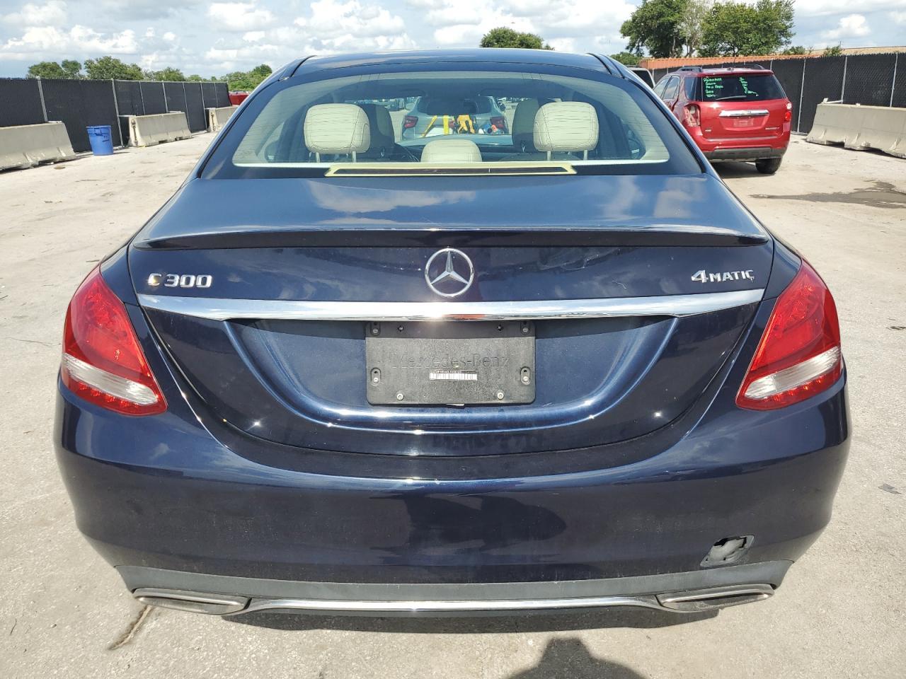 2016 Mercedes-Benz C 300 4Matic - Фото 6